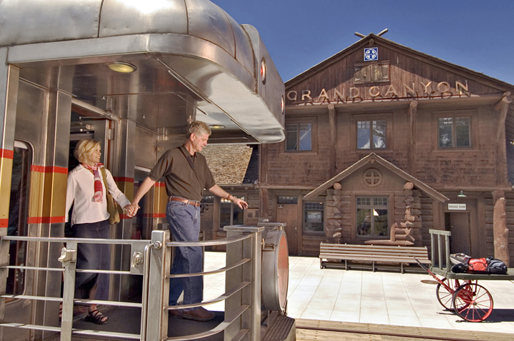 Grand Canyon Rail Tour | North America Travel Service